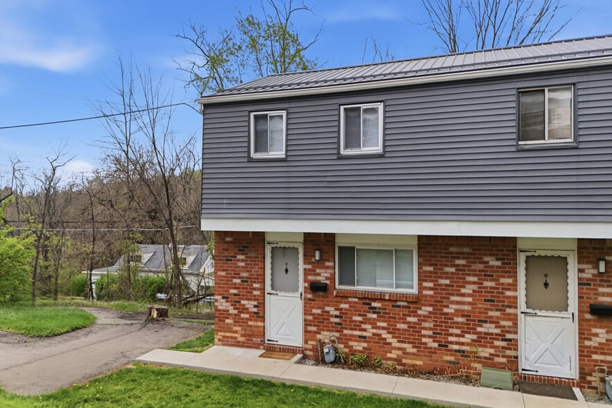 More Photos Of 3801 Hilpert St, Pittsburgh Apartments For Sale