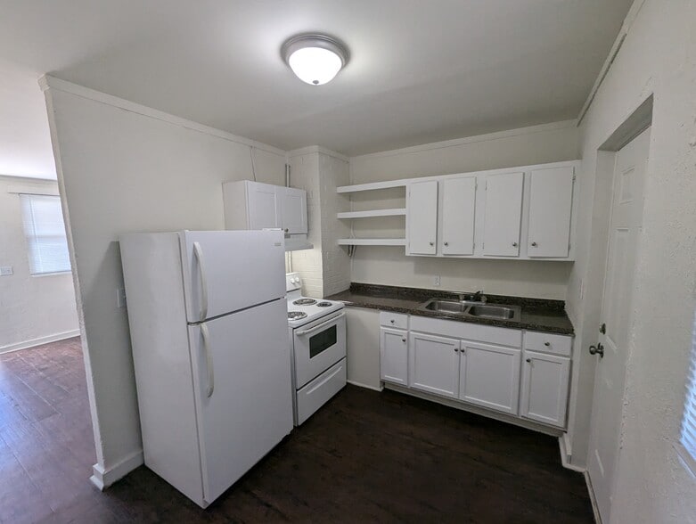 More Photos Of 113 Mill St, Chester Apartments For Sale