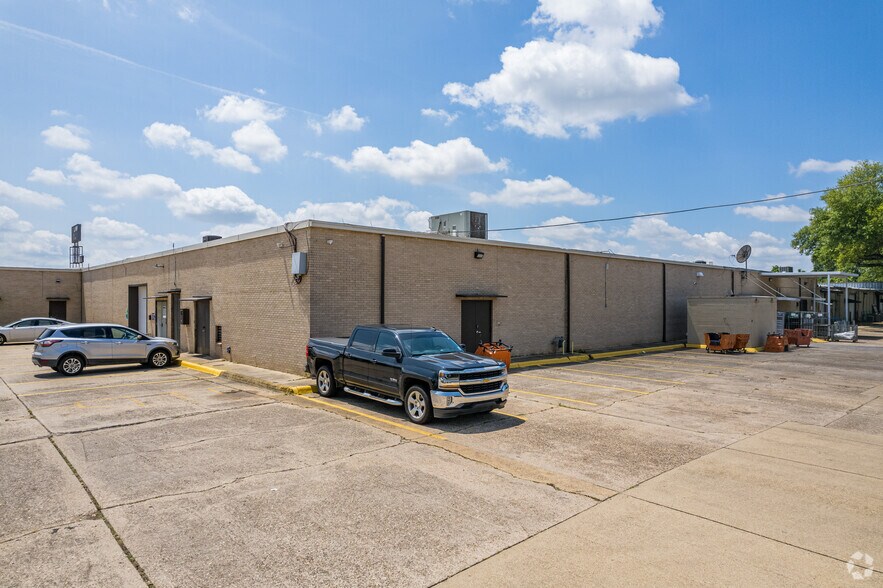 More Photos Of 1418-1462 Hawn Ave, Shreveport Unknown For Lease