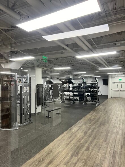 More Photos Of 500-560 E Timpanogos Cir, Orem Office For Lease