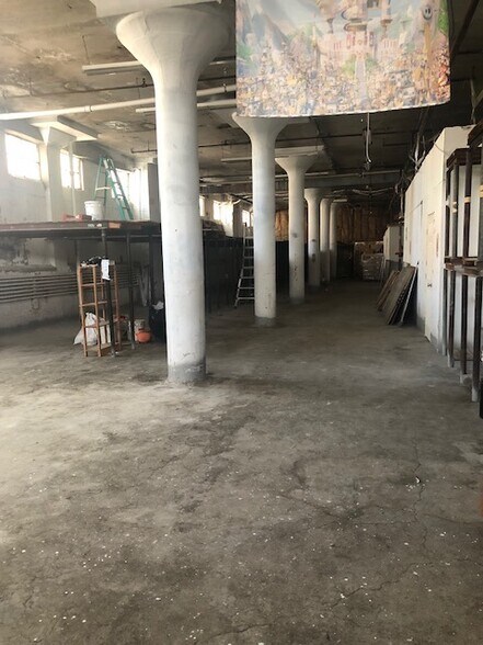 More Photos Of 6103 Strickland Ave, Brooklyn Warehouse For Lease