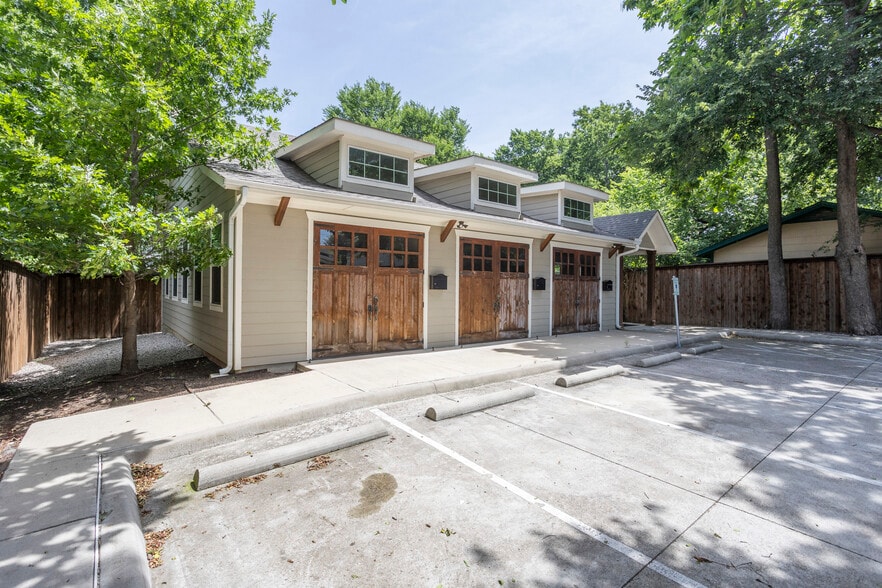 Primary Photo Of 303 E Broad St, Mansfield Office For Lease