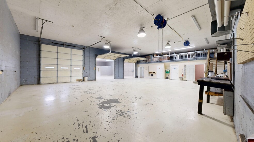 More Photos Of 138 Massey St, Fort Mill Light Manufacturing For Lease