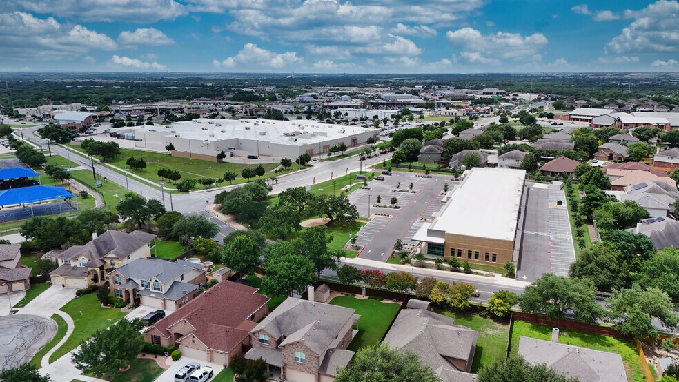 More Photos Of 109 W Borgfeld Rd, Cibolo Storefront Retail Office For Lease
