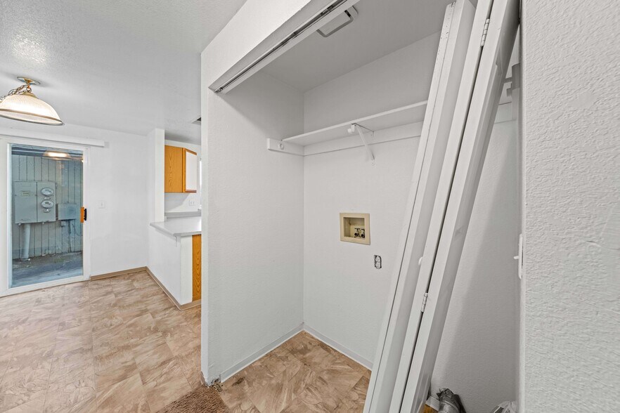 More Photos Of 516 J St, Medford Multifamily For Sale