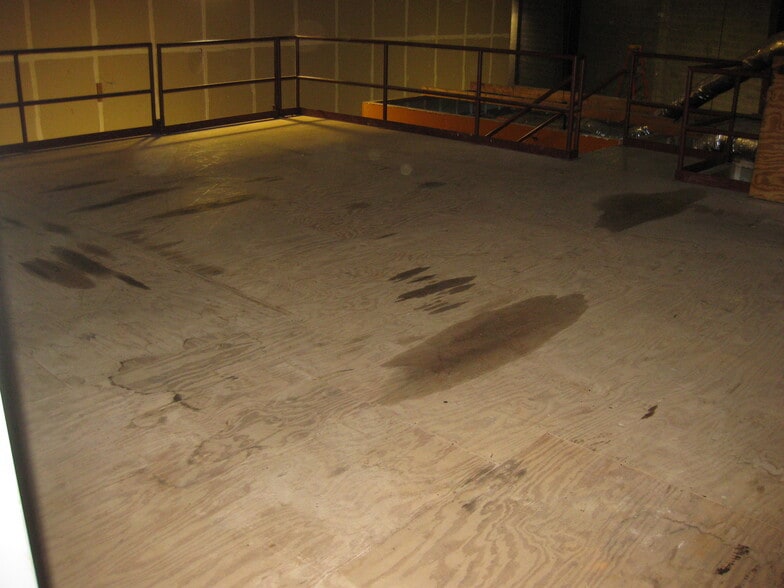 More Photos Of 552 West Atlanta St SE, Marietta Warehouse For Lease