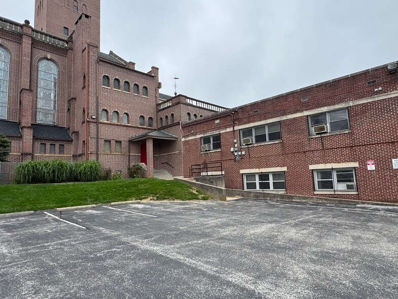 More Photos Of 100 Lafayette St, York Specialty For Sale