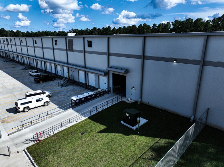 More Photos Of 1701 Old Augusta Rd, Rincon Warehouse For Sale