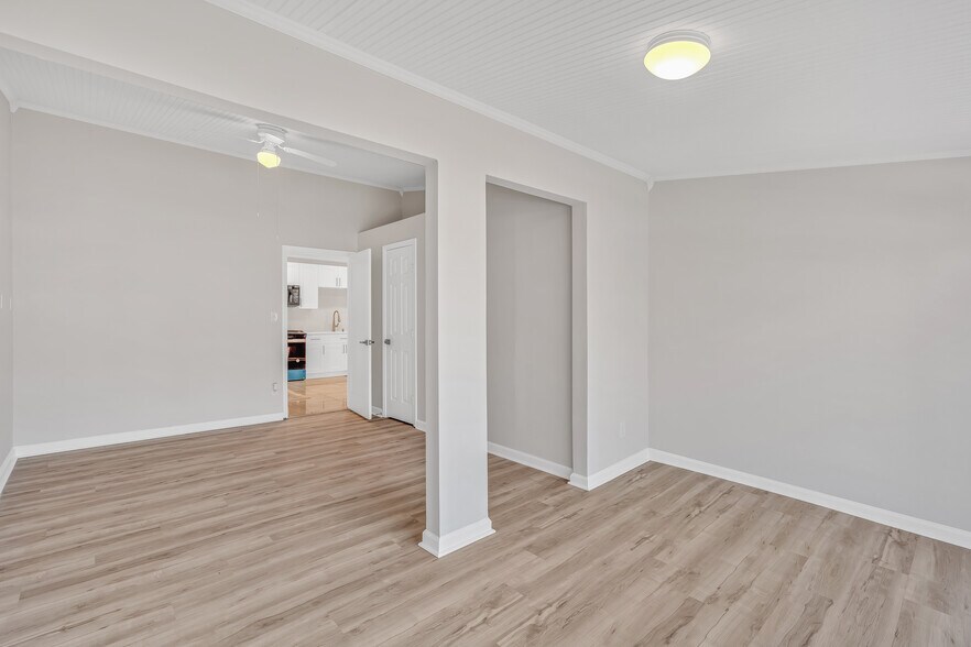 More Photos Of , Marietta Unknown For Sale