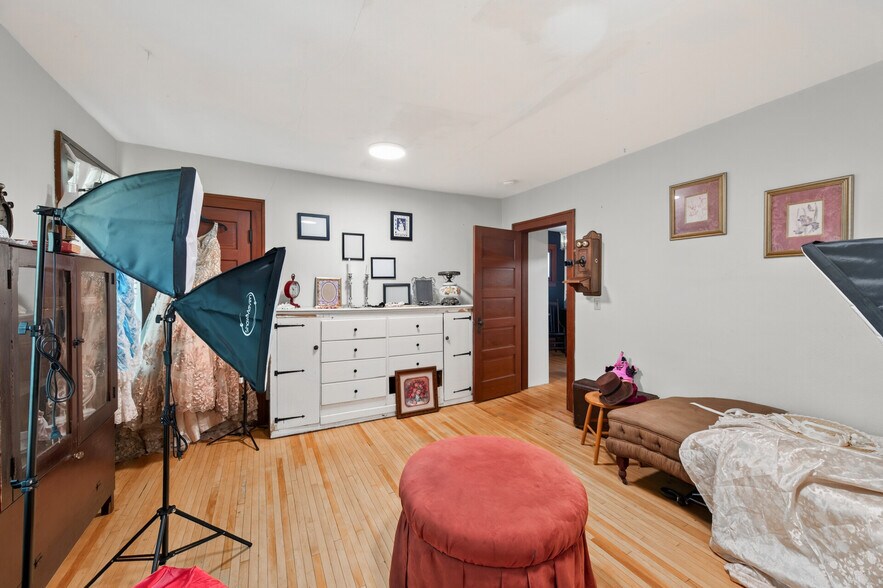 More Photos Of 418 Bench St, Taylors Falls Freestanding For Sale