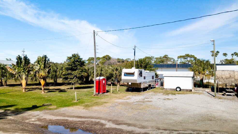 106 N US Hwy 41, Ruskin, FL 33570 Land For Sale