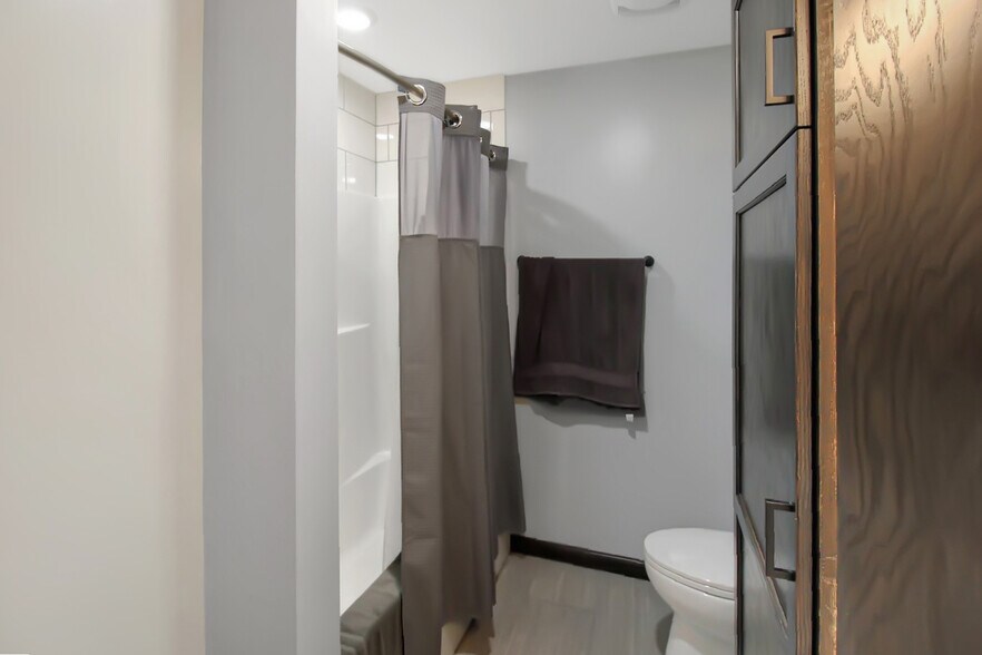 More Photos Of 501 S Race St, Princeton Multifamily For Sale