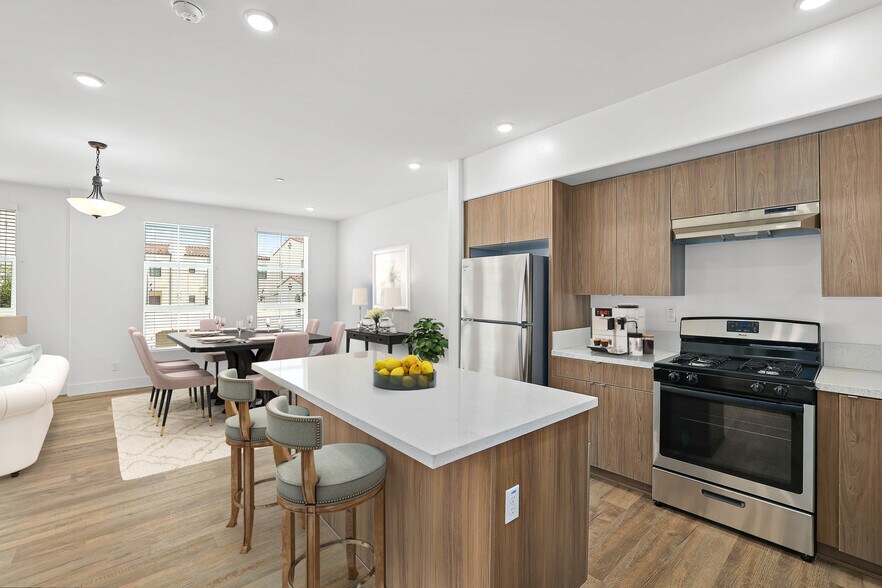 More Photos Of 8951 Monte Vista Ave, Montclair Apartments For Sale