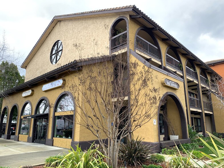 More Photos Of 2380 Salvio St, Concord Medical For Lease