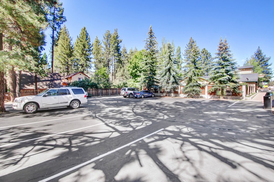 More Photos Of 337 W Big Bear Blvd, Big Bear City Restaurant For Sale