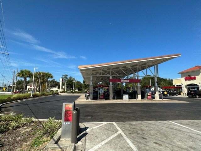 More Photos Of 3601 E Silver Springs Blvd, Ocala Service Station For Sale