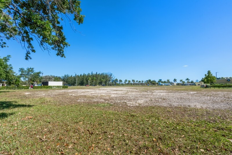 More Photos Of 352xx S Dixie hwy, Florida City Land For Sale