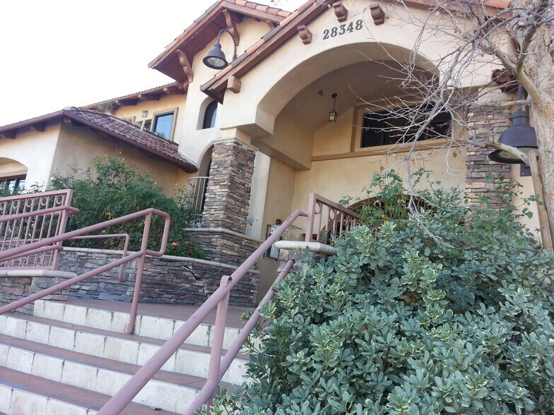 More Photos Of 28348 Roadside Dr, Agoura Hills Office For Lease