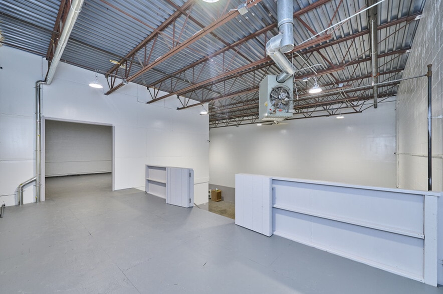 More Photos Of 1 Melvin St, Wakefield Manufacturing For Lease