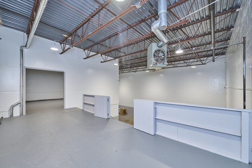 More Photos Of 1 Melvin unit C St, Wakefield Industrial For Lease