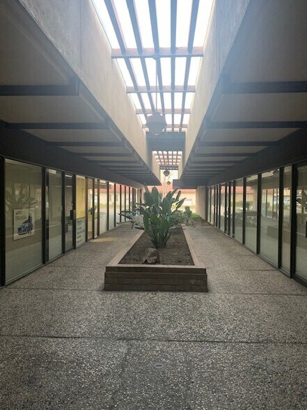 More Photos Of 1212 W Robinhood Dr, Stockton Unknown For Lease