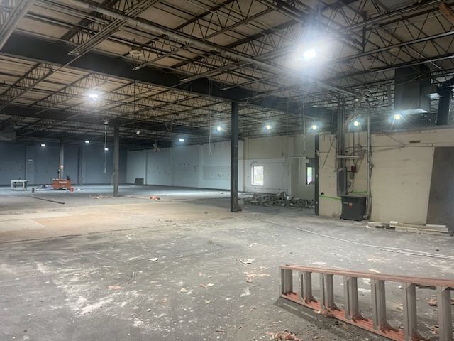 More Photos Of 606-622 Spring Garden St, Philadelphia Light Distribution For Lease