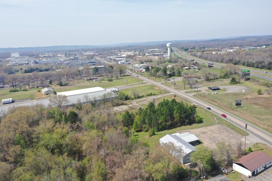 More Photos Of 3616 E Main St, Russellville Industrial For Sale