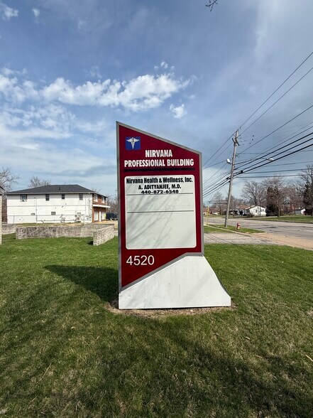 More Photos Of 4520 Oberlin Ave, Lorain Medical For Sale