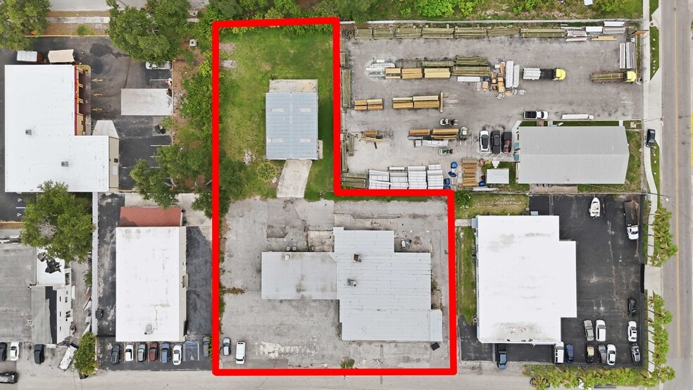 More Photos Of 2053 13th St, Sarasota Unknown For Lease