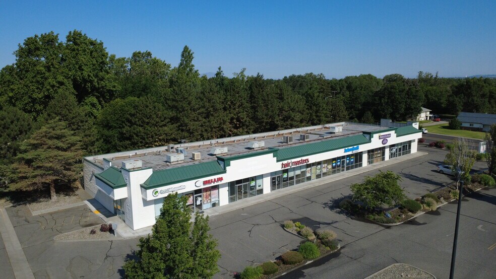 More Photos Of 3001 W 10th Ave, Kennewick Storefront For Lease