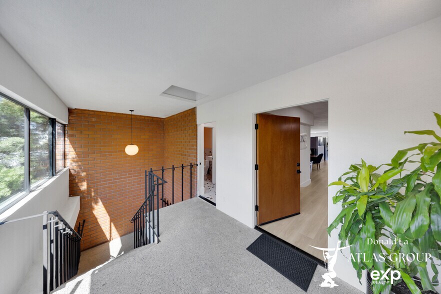 More Photos Of 910 San Pasqual St, Pasadena Office For Sale
