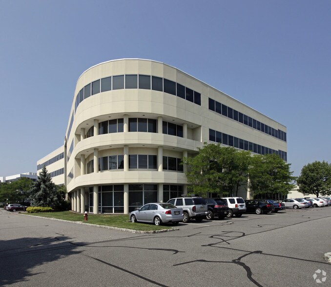 More Photos Of 165 Passaic Ave, Fairfield Office For Lease