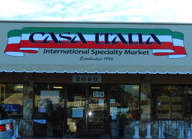 More Photos Of 2080 Constitution Blvd, Sarasota Freestanding For Sale