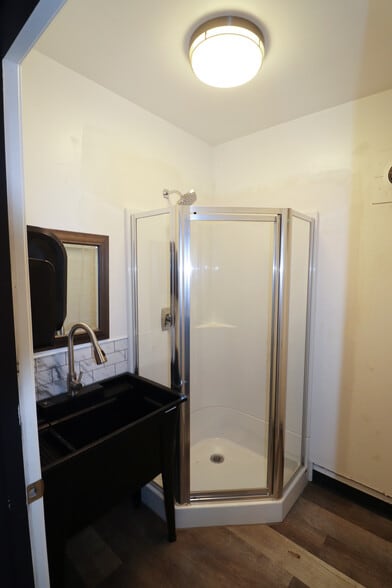 More Photos Of 1241 Main St, Springfield Office For Sale