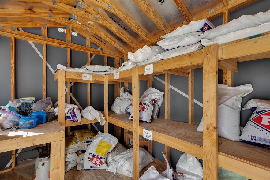 More Photos Of 27001 Overseas Hwy, Cudjoe Key Garden Center For Sale