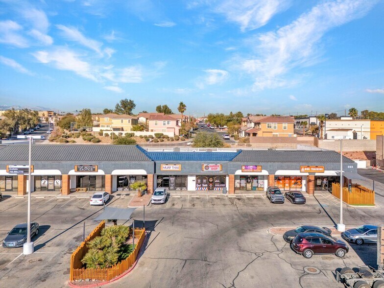 More Photos Of 693 N Valle Verde Dr, Henderson Unknown For Lease