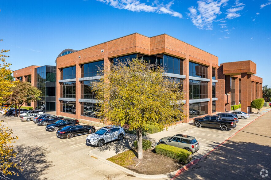 More Photos Of 1701 N Collins Blvd, Richardson Office For Lease