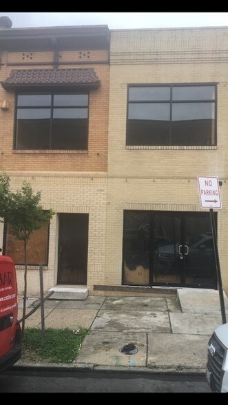 More Photos Of 709 N Chester St, Baltimore Storefront Retail Residential For Sale