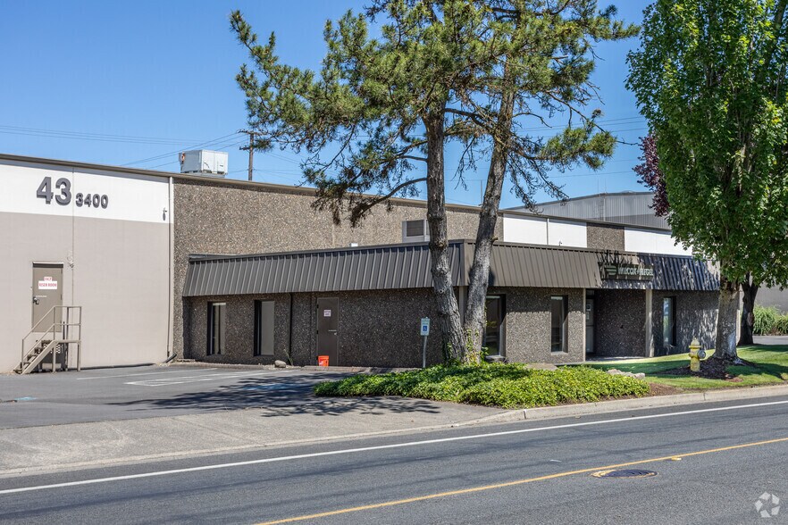 More Photos Of 2119 SE Columbia Way, Vancouver Unknown For Lease