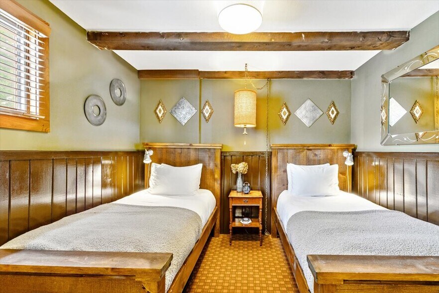 More Photos Of 241 Main St, Montgomery Center Hospitality For Sale