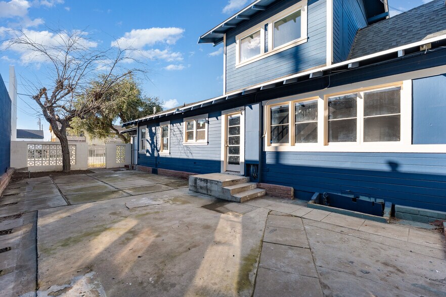 More Photos Of 1825 Baker St, Bakersfield Specialty For Sale