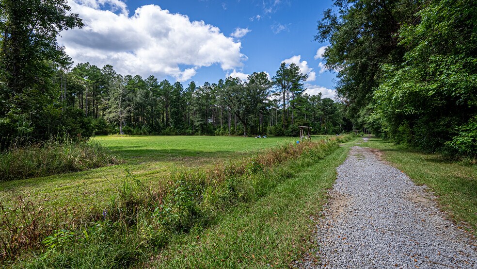 More Photos Of Tuten Road, Round O Land For Sale