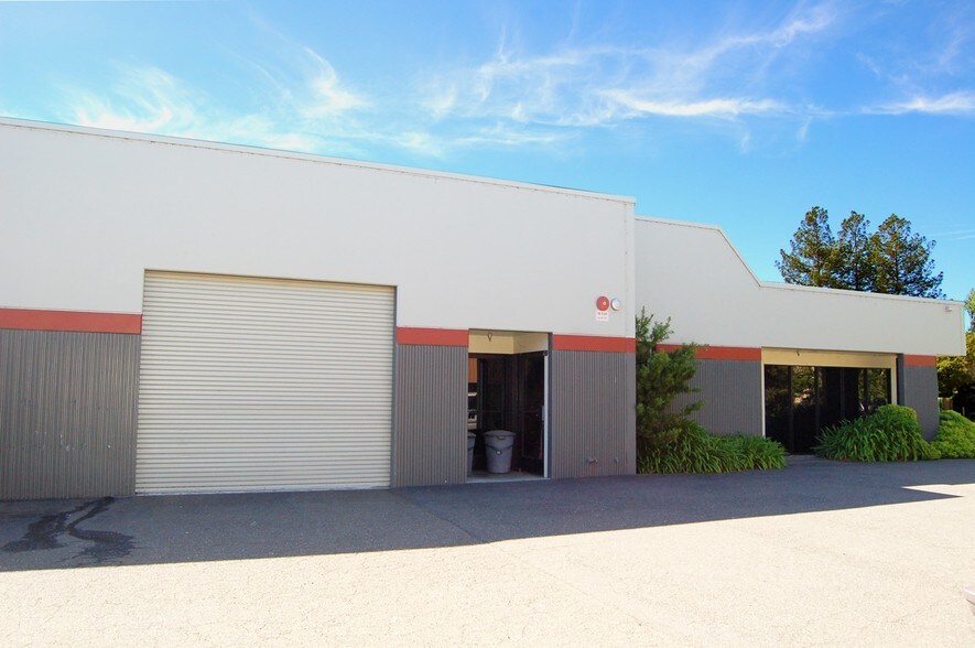 More Photos Of 554 Martin Ave, Rohnert Park Warehouse For Lease