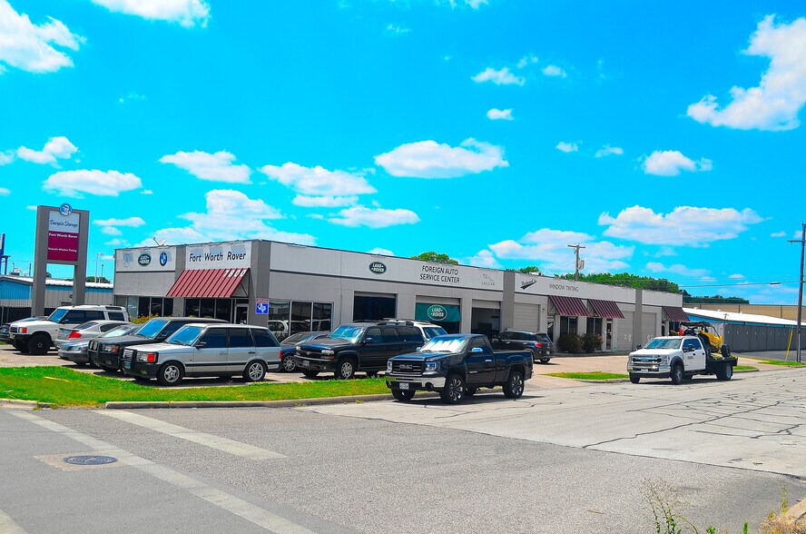 More Photos Of 7800 Camp Bowie, Fort Worth Light Distribution For Lease