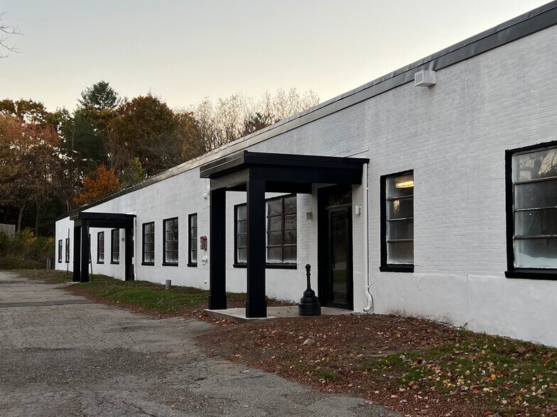 More Photos Of 604 South St, Holbrook Manufacturing For Sale
