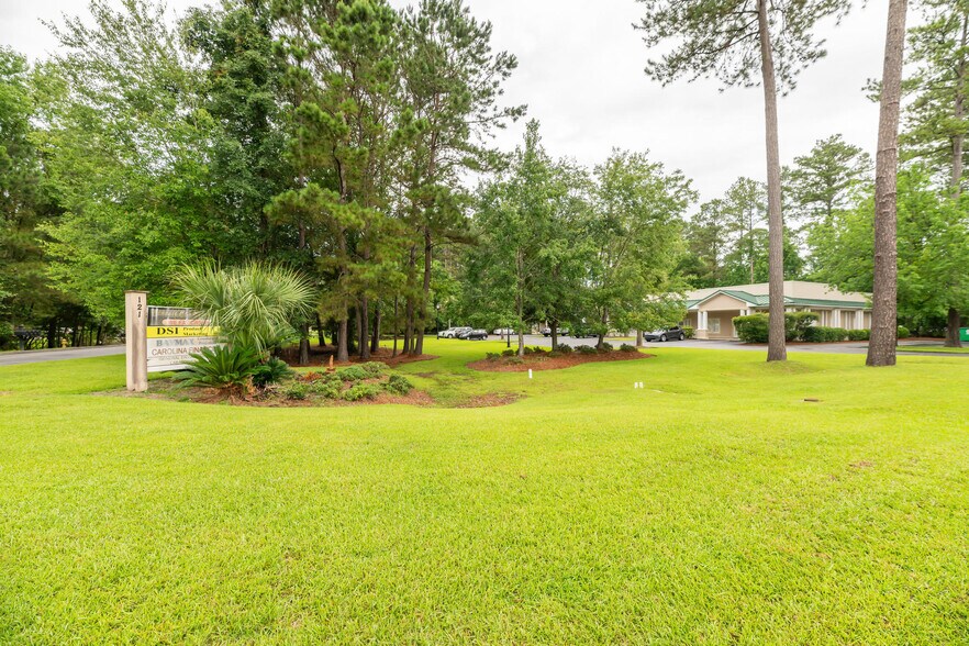 More Photos Of 121 Mead Rd, Hardeeville Medical For Lease