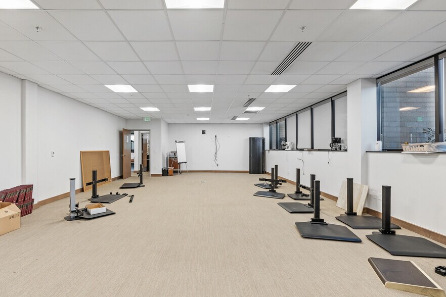 More Photos Of 1403-1405 W 2200 S, Salt Lake City Office For Lease