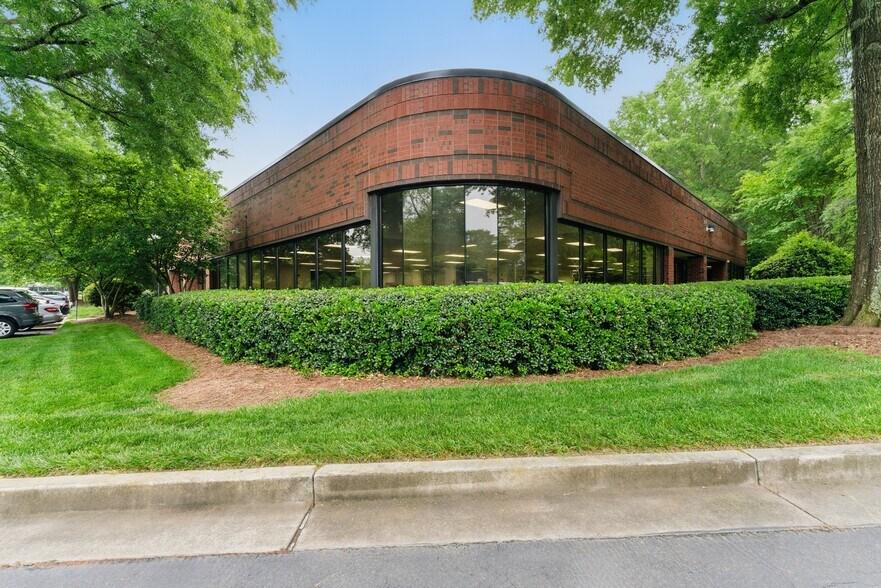 More Photos Of 4365 River Green Pky, Duluth Office For Lease