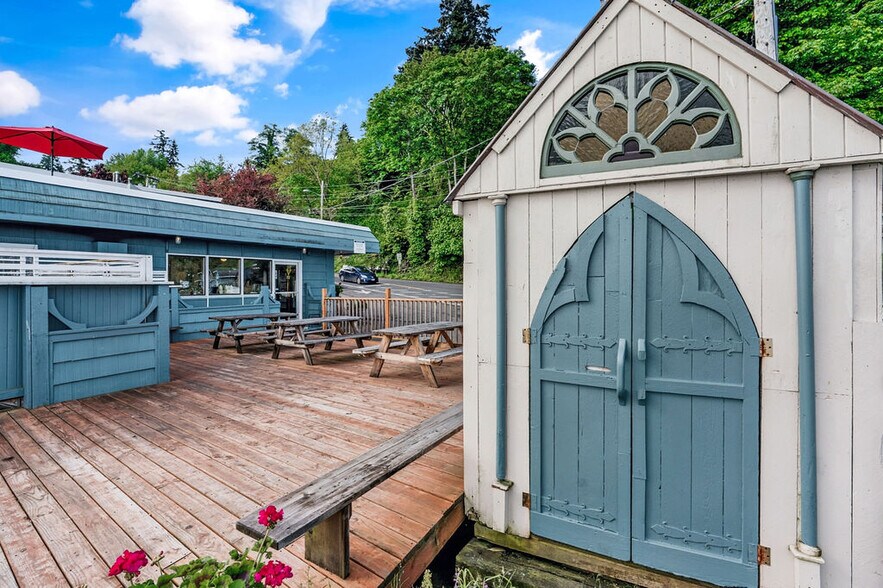 More Photos Of 10824 Vashon Hwy SW, Vashon Restaurant For Sale