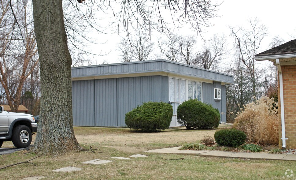 More Photos Of 2981 Solomons Island Rd, Edgewater Office Residential For Lease